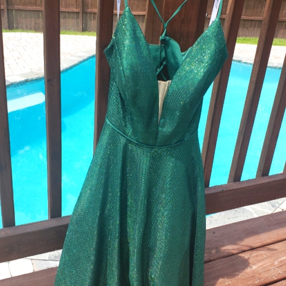 Homrcom dress